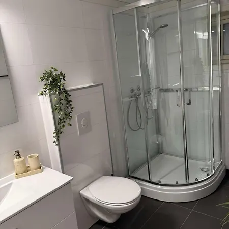Studio Apartment شقة